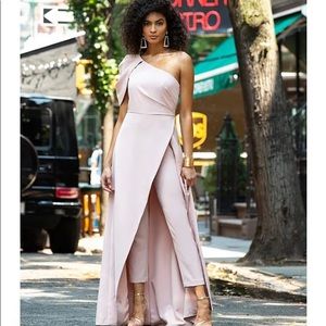 Pant suit/ dress worn at my daughters wedding. Side zipper.  Very comfortable!